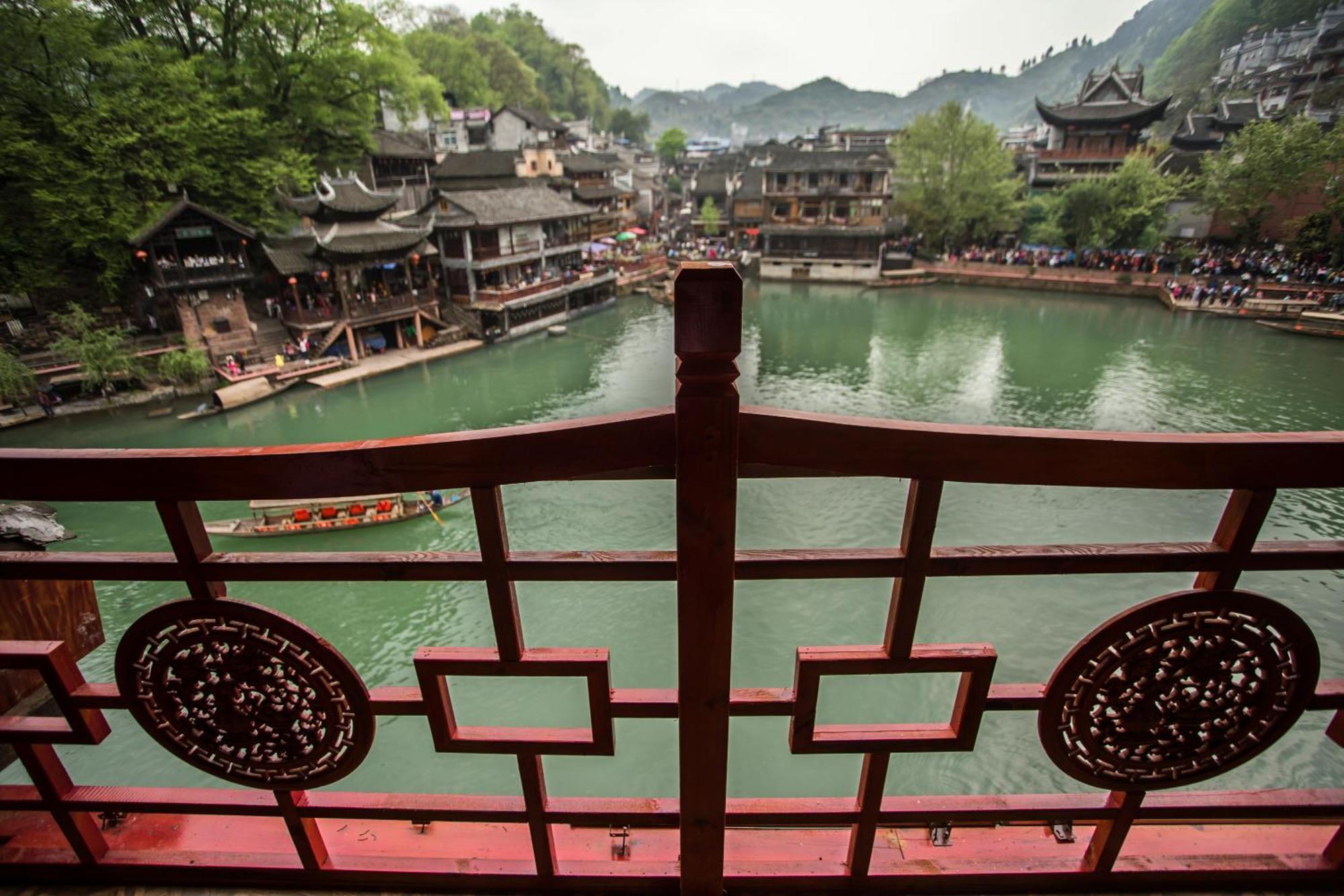 Lqj Riverside Guest House Fenghuang Zewnętrze zdjęcie
